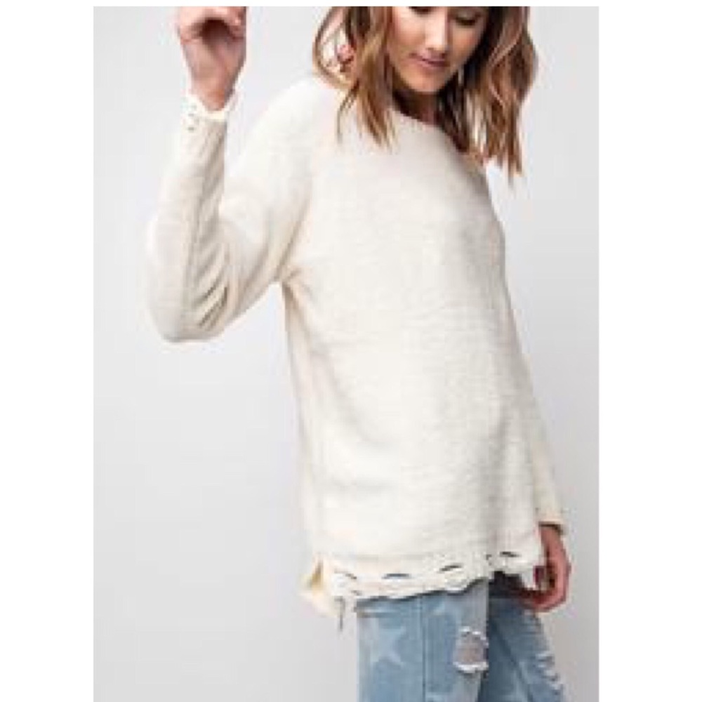 $ FIRM 🌷Cream Distressed Sweater - Picture 7 of 8